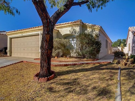 3rd image of 8324 Carmen Blvd