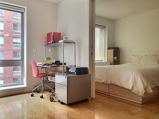 1st image of 555 W 23rd St APT N7d
