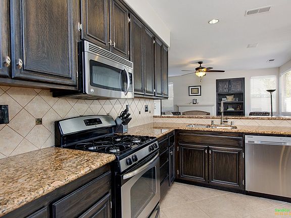 3rd image of 9917 Black Hills Ln