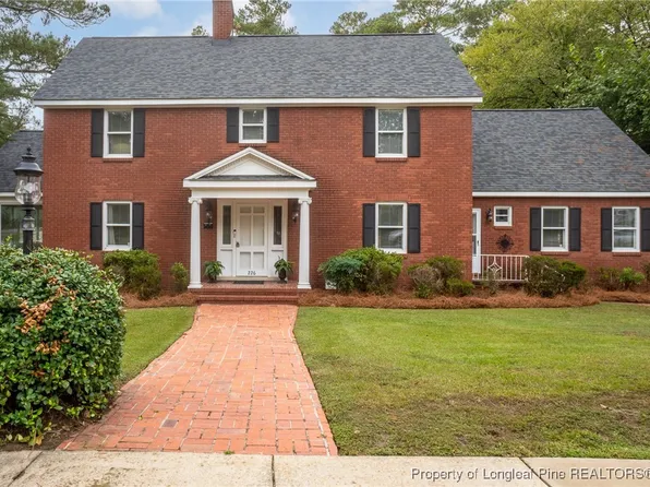 226 Valley Rd, Fayetteville, NC 28305