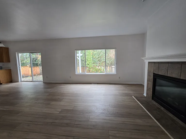 1405 Fern St SW — Photo 11