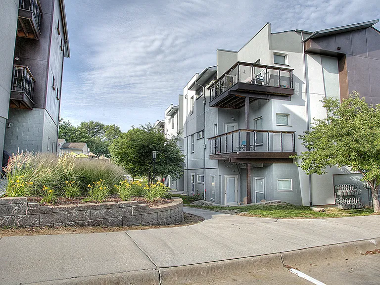Briar Hills — Photo 15