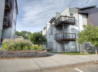 Briar Hills, Omaha, NE 68118