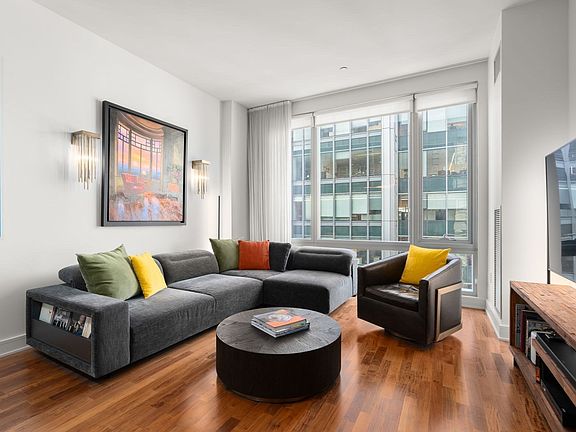 3rd image of 500 Atlantic Ave Unit 21M