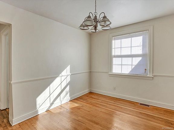 5th image of 1507 Yale Ave