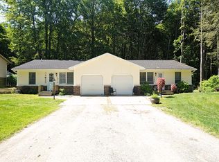 16618 Taft Rd, Spring Lake, MI 49456