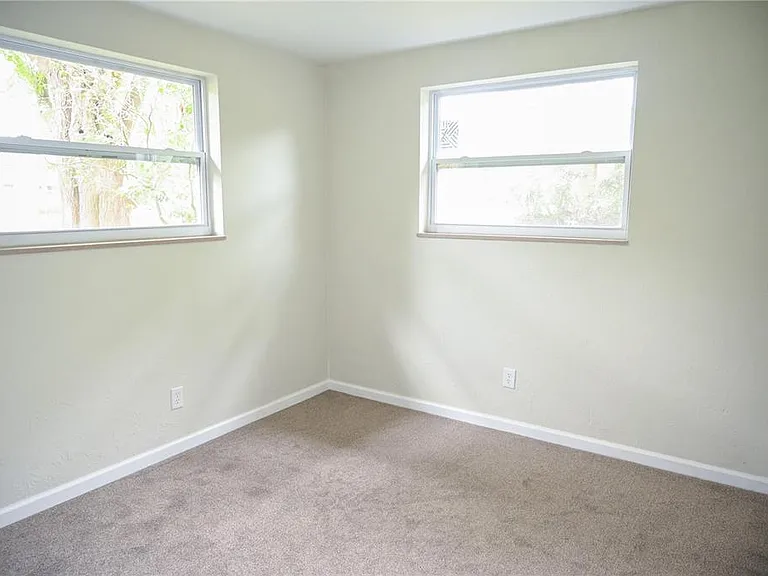 509 Herchel Dr — Photo 23