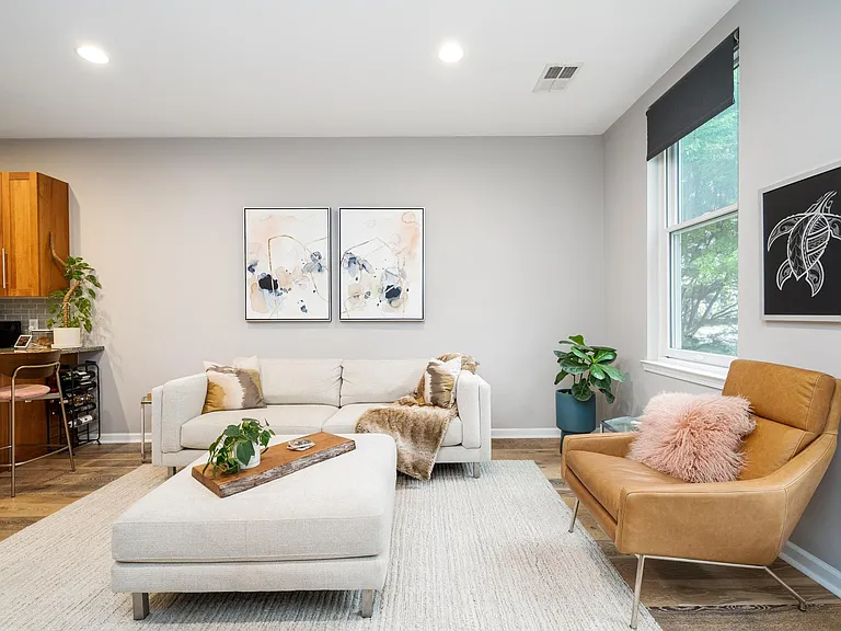 1100 Adams St #316 — Photo 6