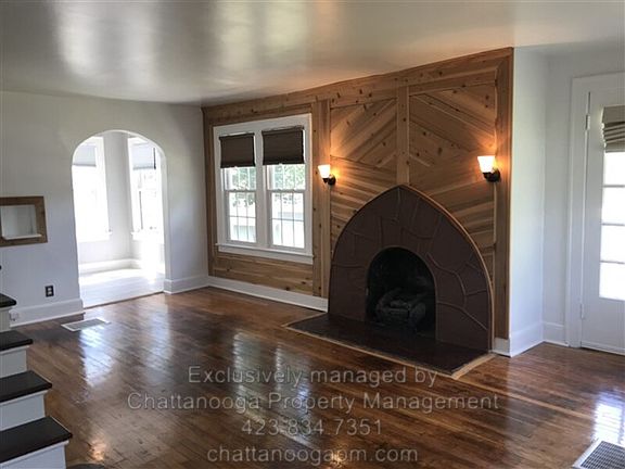 3rd image of 1108 Ashmore Ave