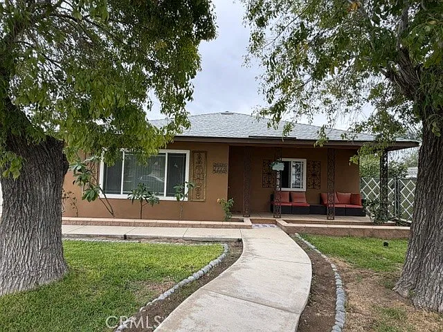 4 bed, 1258 sqft, $3,500 — Photo 1