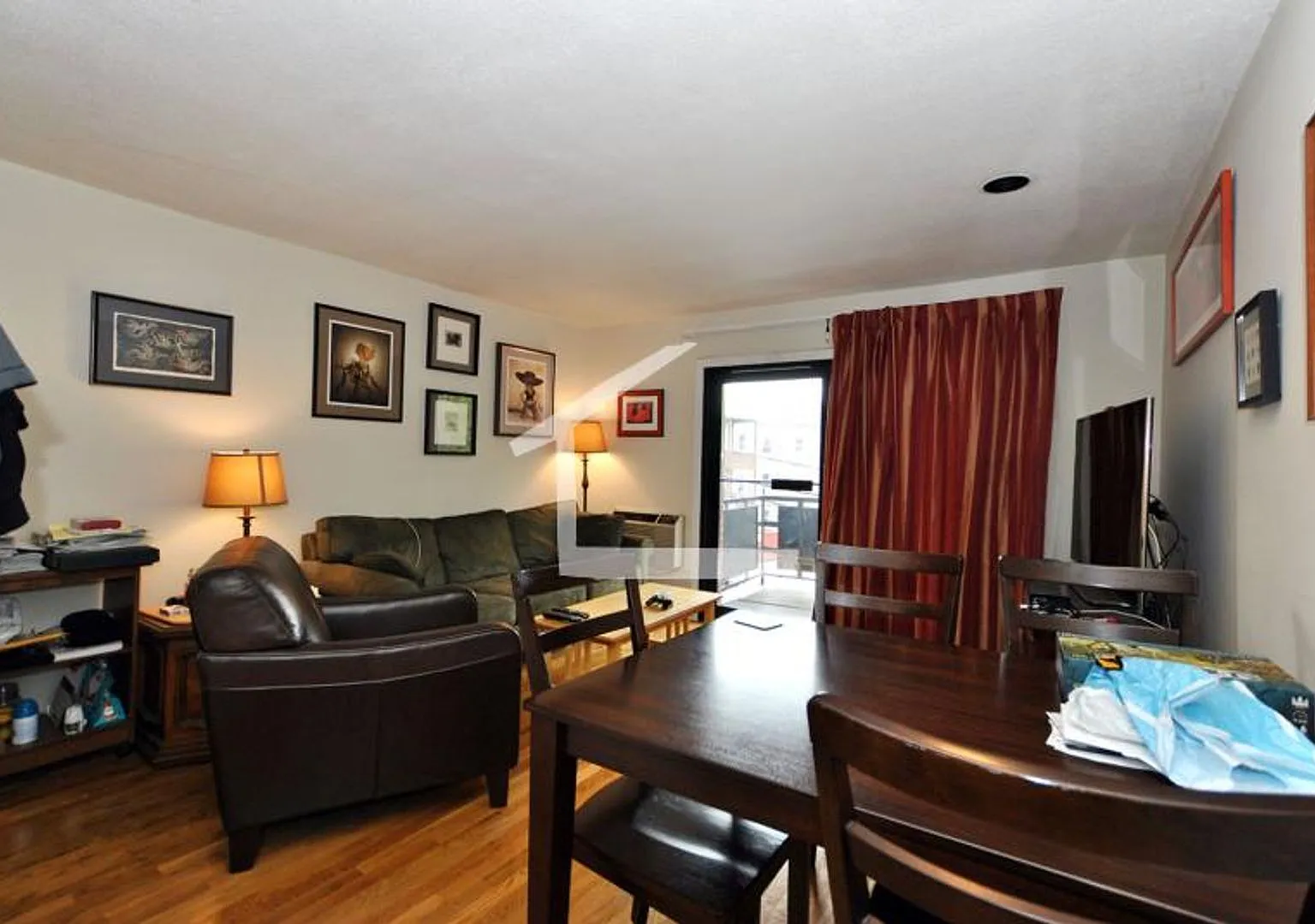 Cozy 1 bed 1 bath with private balcony available 7/1/26 — Photo 1