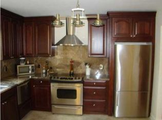 214 Overbrook Dr, Rossville, GA 30741