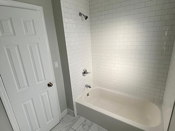 5th image of 408 Union Ave Floor 2