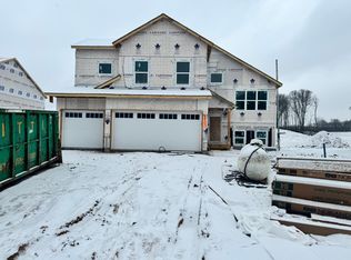 532 Lagrandeur Rd, Somerset, WI 54025