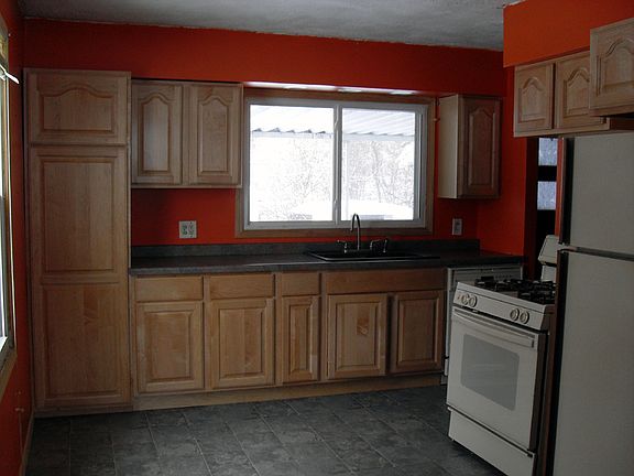 5th image of 535 Garden Ave