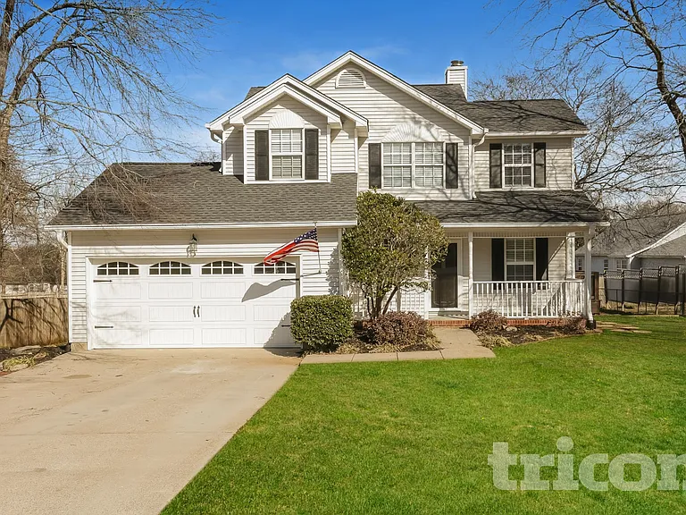 80 Vincent Ln — Photo 1