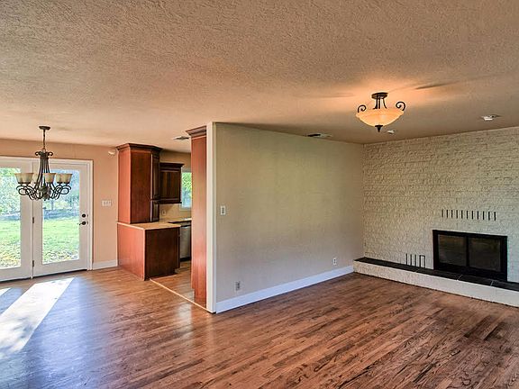 4th image of 21943 Vista Oaks Dr