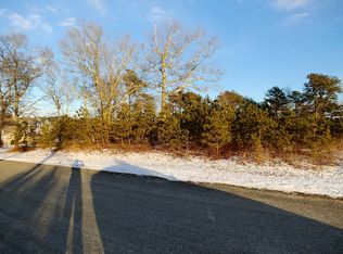 9 Bosuns Ln, Bourne, MA 02532