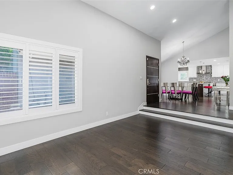 13014 Espinheira Dr — Photo 18