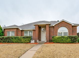 2626 Kimberly Dr, Garland, TX 75040