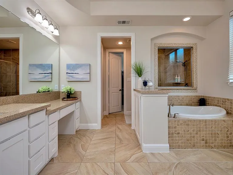 4600 Crossvine Dr — Photo 28