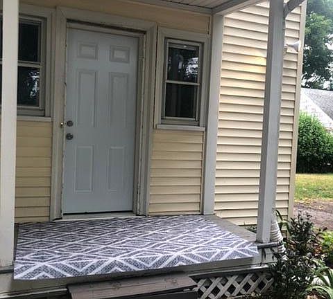 Private side entrance