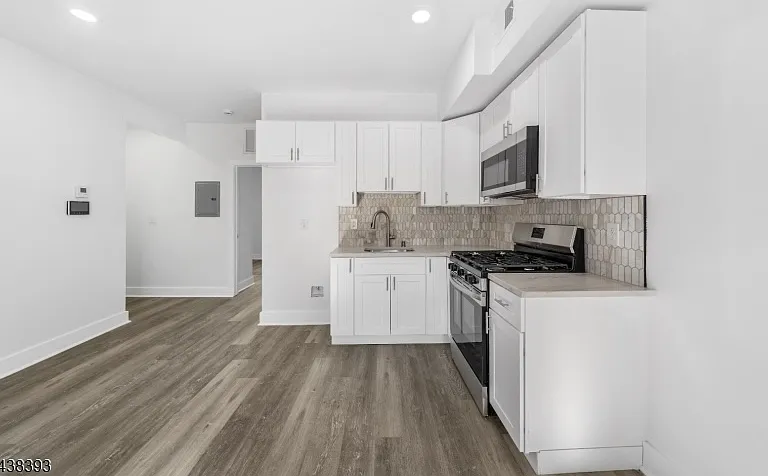 1119 Hampton Pl #2 — Photo 3