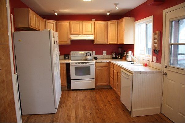2nd image of 4920 NE 47th Ave