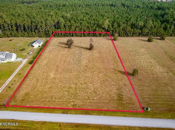 119 Mayflower Drive, Newport, NC 28570