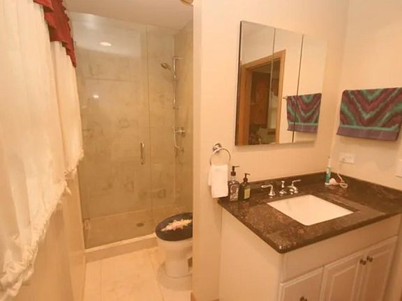 3rd image of 9254 N Loras Ln