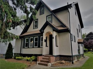 72 Colebourne Rd, Rochester, NY 14609