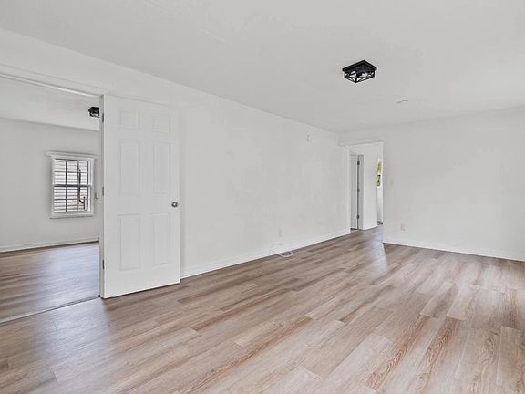 3rd image of 111 M T Holt Ave