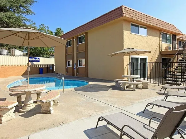 Mapleview Apt. Homes