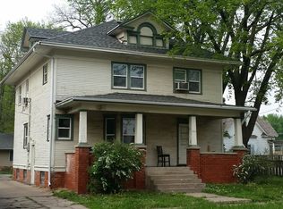 908 W 8th St #1, Hastings, NE 68901