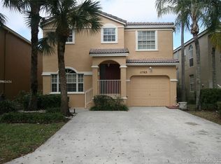 11763 SW 1st St, Pompano Beach, FL 33071