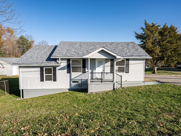 1210 Market St — Photo 1