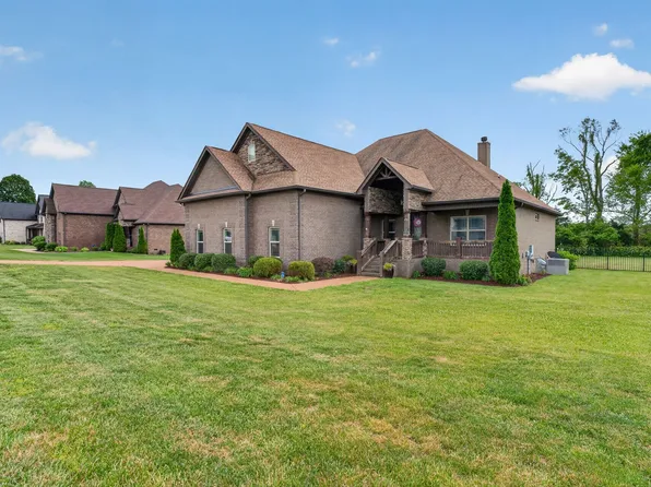 450 Cobblestone Way, Mount Juliet, TN 37122