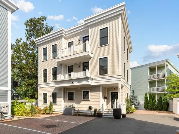 113 Beacon St #A, Somerville, MA 02143