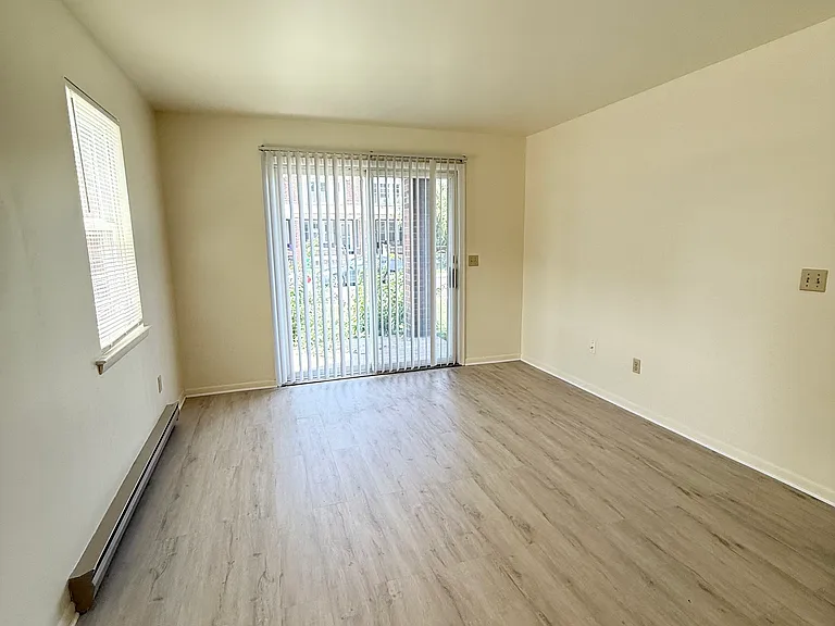 717 N Saint Elmo St #1 — Photo 7