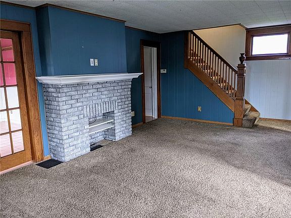2nd image of 1313 Hilborn Ave