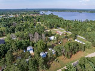W5520 Buckhorn Dr, New Lisbon, WI 53950