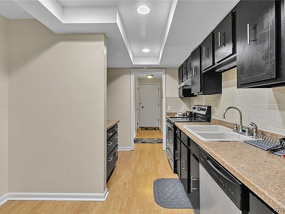 4th image of 335 S Cayuga Rd APT B