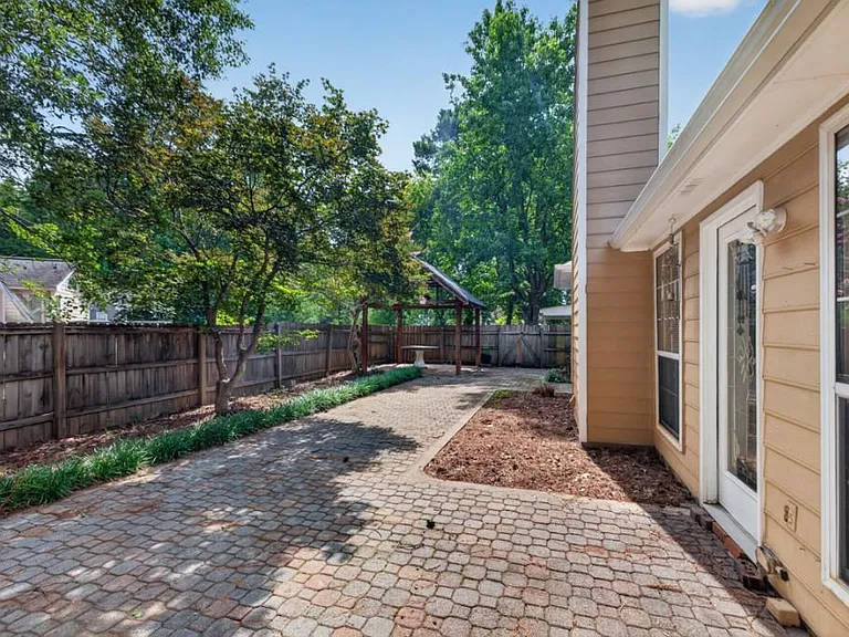 2949 Weston Brook Ln — Photo 47