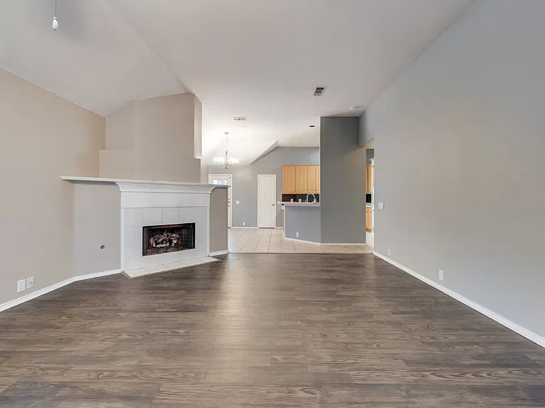 5909 Berkshire Rd — Photo 36