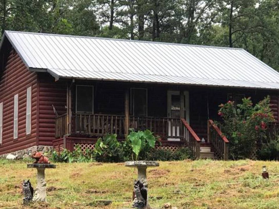 1st image of 101 Redfin Ln