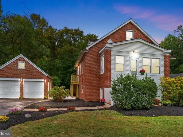 2831 Forrest Ave, Bensalem, PA 19020