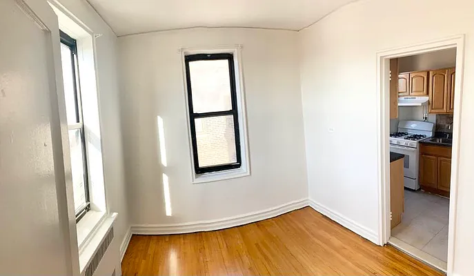 Rented by RealTegrity NY LLC | media 26