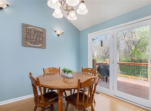 5th image of 2100 NW Harbor Pl