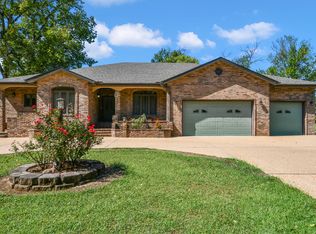 696 Foggy River Road, Hollister, MO 65672