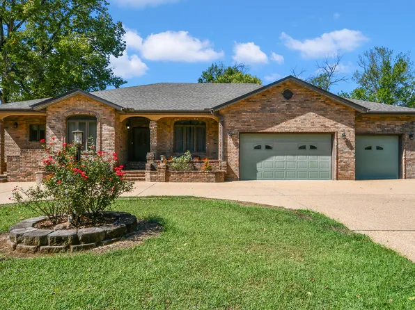 696 Foggy River Road, Hollister, MO 65672